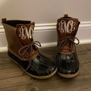 🎉HP🎉MORE OPTIONS AVAIL. Monogrammed Duck Boots